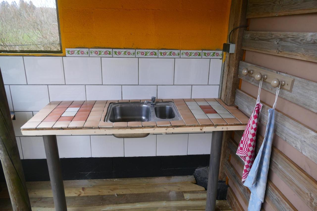 Chalet Met Mooi Uitzicht Bujaleuf Buitenkant foto